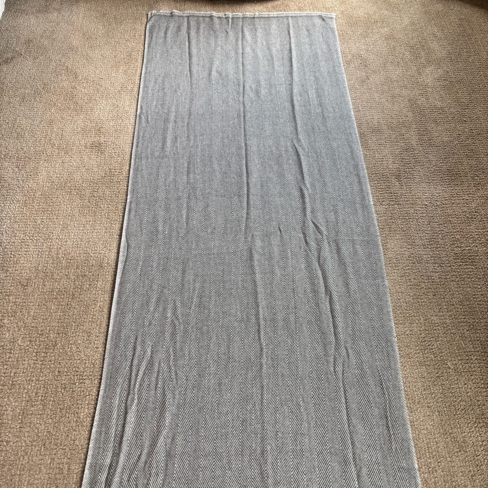 Cashmere Wool Chevron Scarf - New​ - Picture 6 of 6